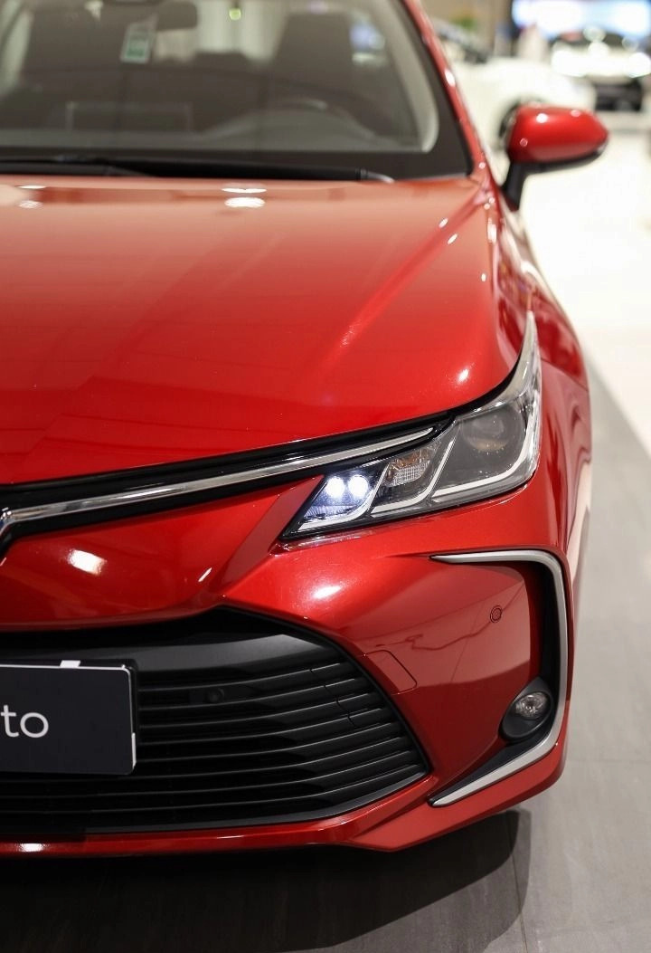 Toyota Corolla cena 84850 przebieg: 62713, rok produkcji 2020 z Ostrowiec Świętokrzyski małe 596